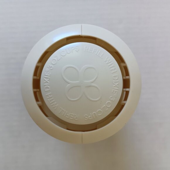 Dixie Everyday Decorate 3.0 oz Paper Cups Green/Blue and Holder - 246 Cups Total - Picture 14 of 15